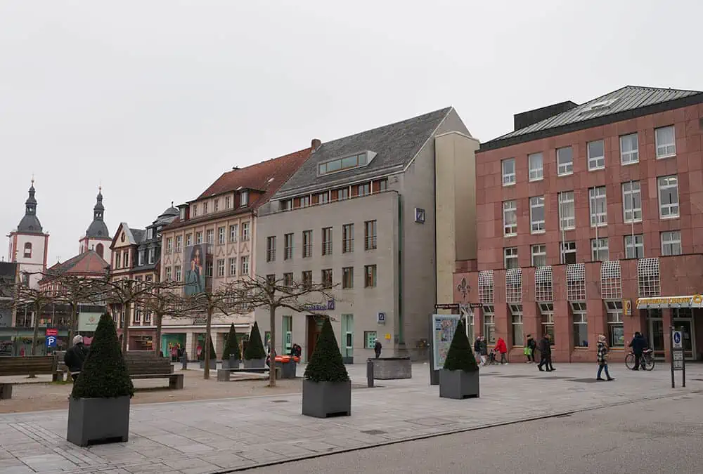 Universitätsplatz 7, 36037 Fulda